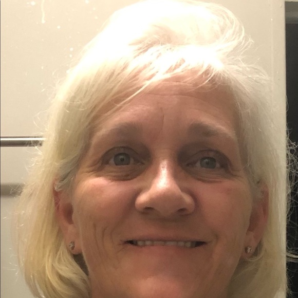 Meet your Posher, Denise - Picture 4 of 5